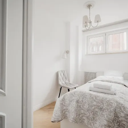 Wita Stwosza Rynek 公寓